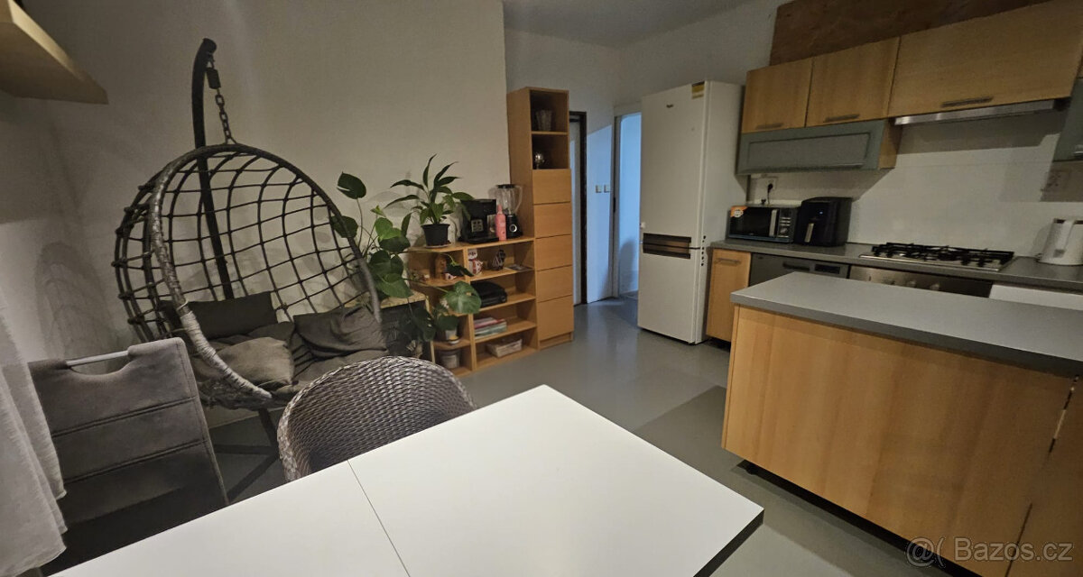 Prodej bytu 3+1, Krnovská, Opava - 3