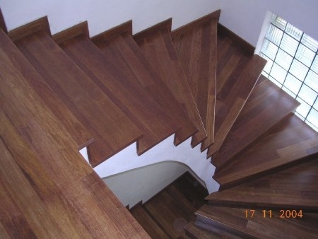 Dřevěné schodiště – přímé, točité i mlynářské - 3