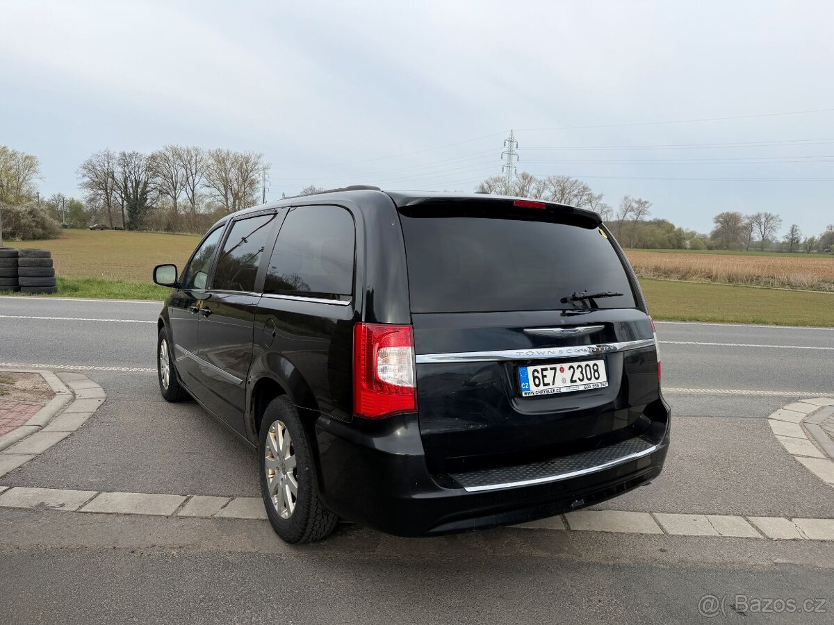 Chrysler Town Country 3.6 LPG RT DVD Kůže 2014 - 3