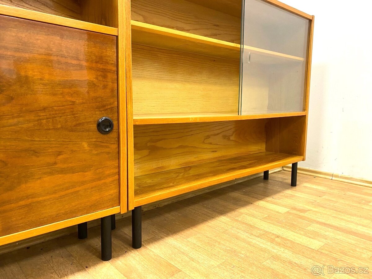 Retro knihovny 60. léta Brusel - 3