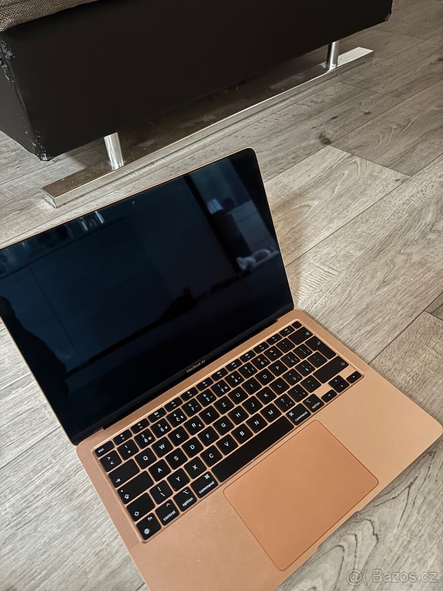 MacBook Air M1 růžový - 3
