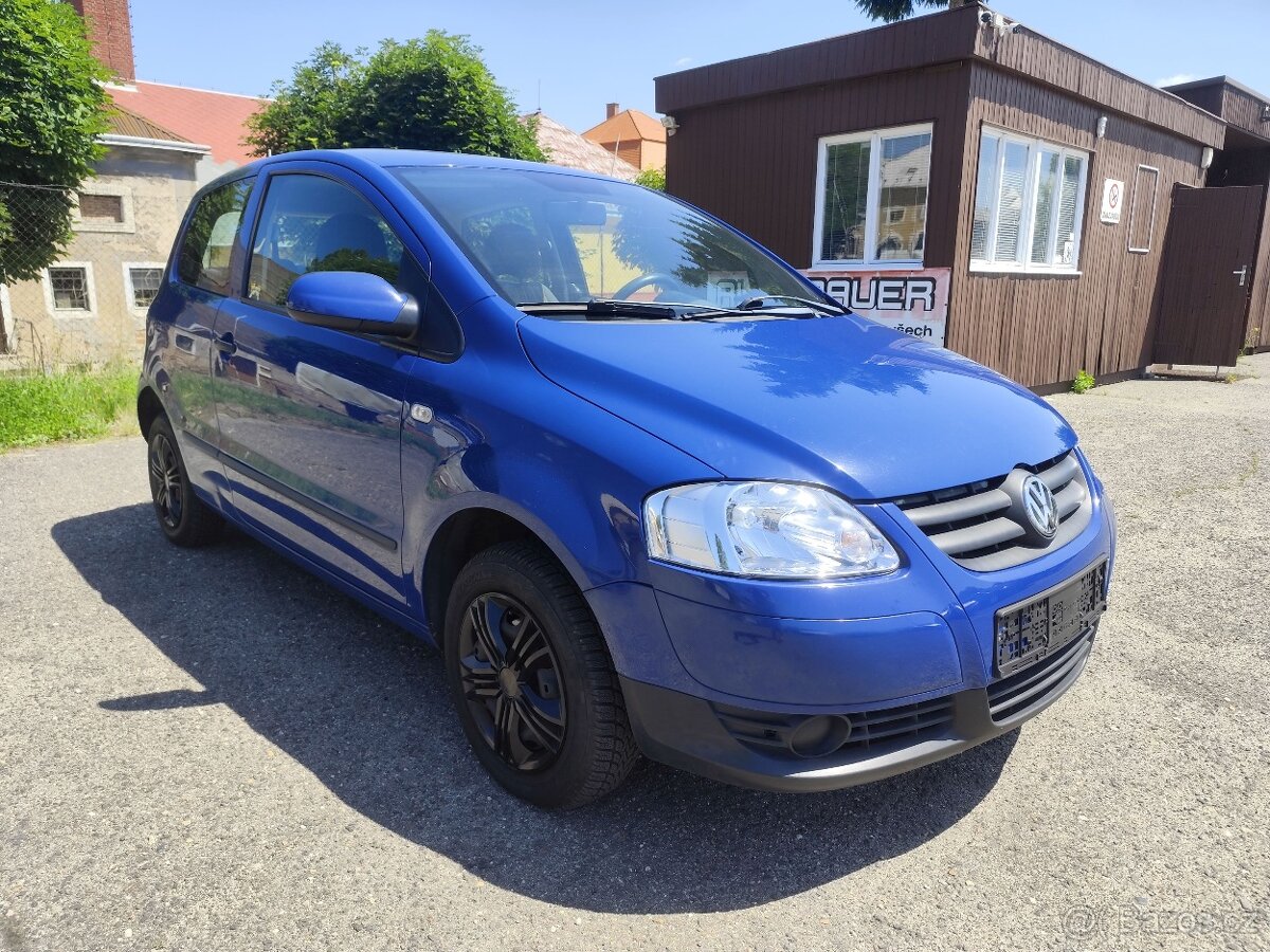 VW Fox 1.2i,40kw.R.V.5/2005.STK Nová - 3