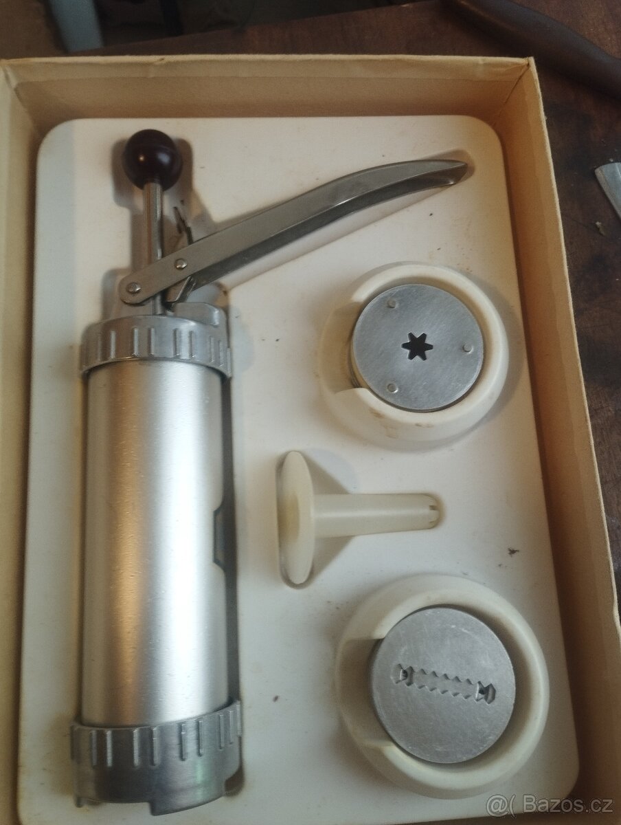 Retro lis na těsto - 3