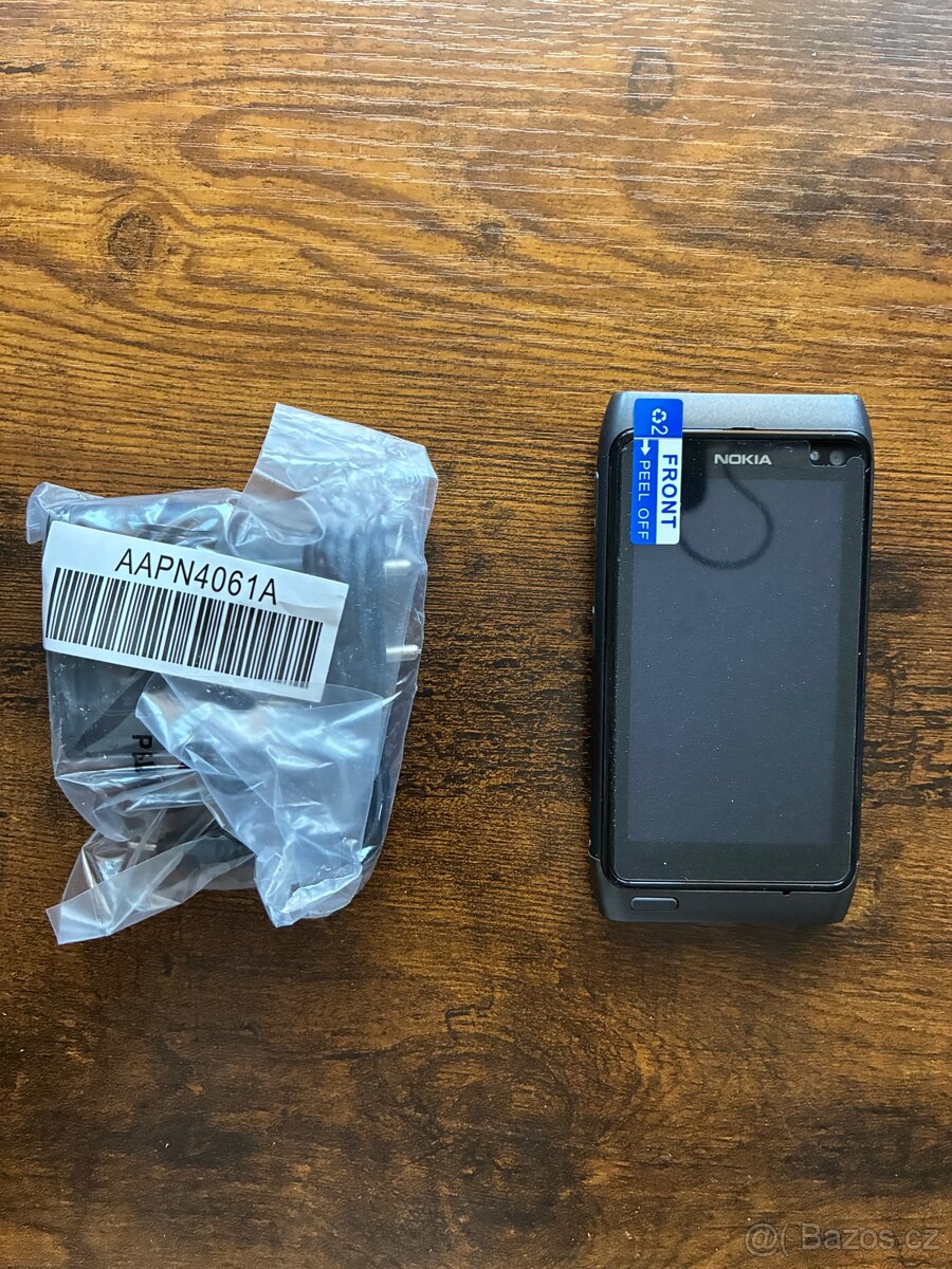 📱 Nokia N8 – black - 3