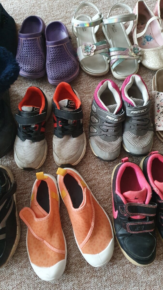 Prodám 14x dívčí boty vel 30. až 33. - 3