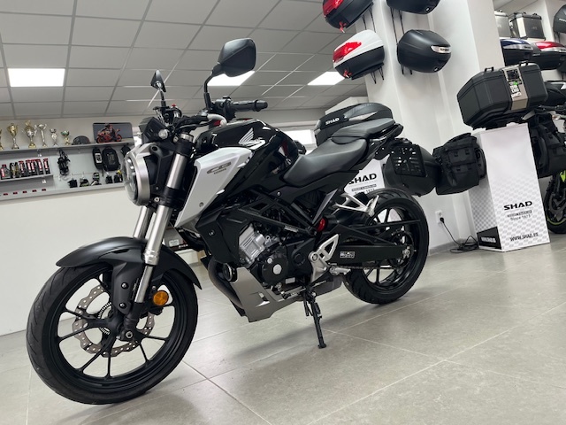 HONDA CB 125R - 3