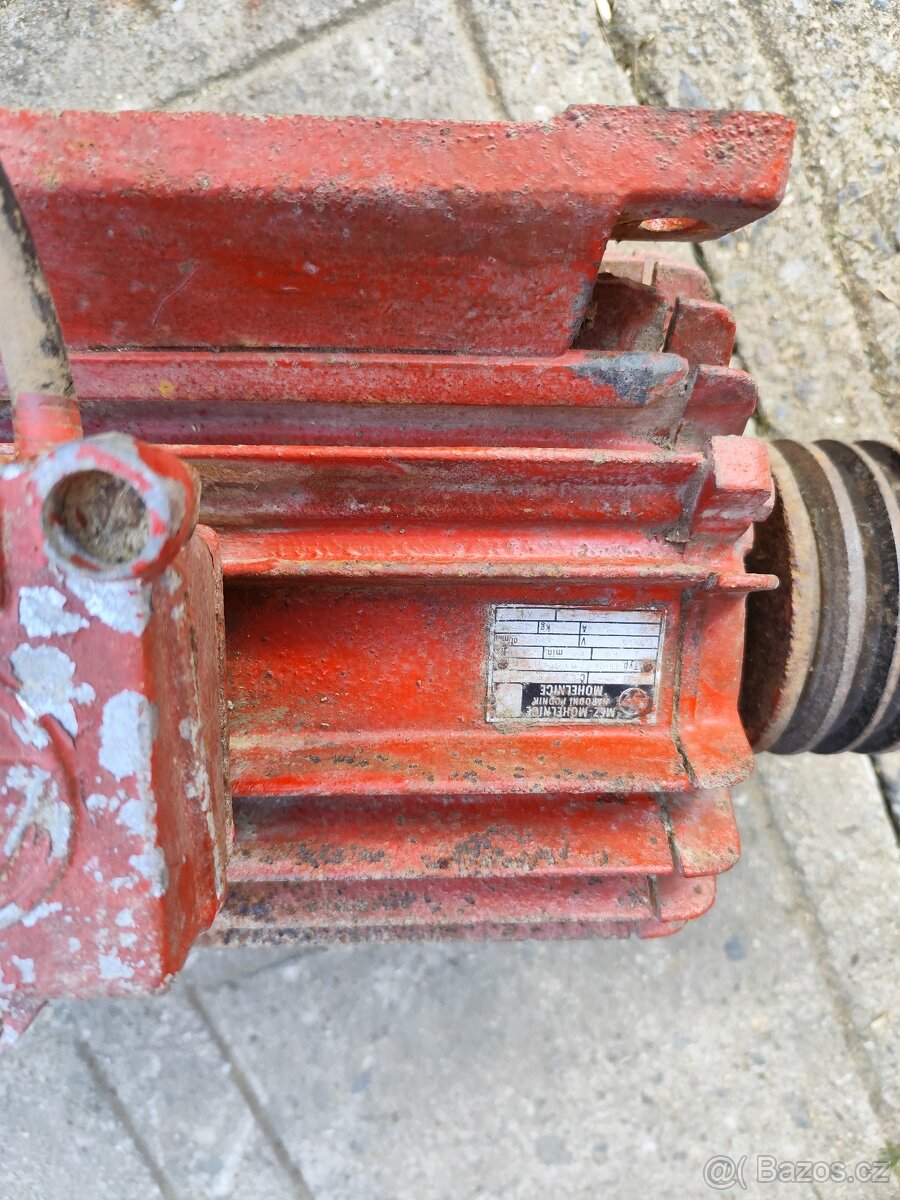 Výkonná cirkulárka - 3