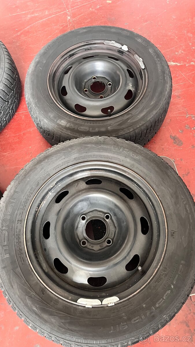 Kola R15 plech 4matice - 3