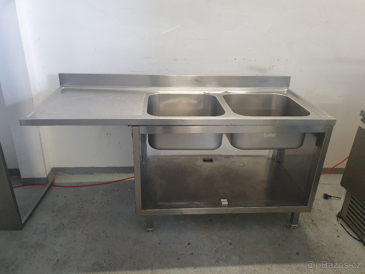 Nerezový dvoudřez - 3