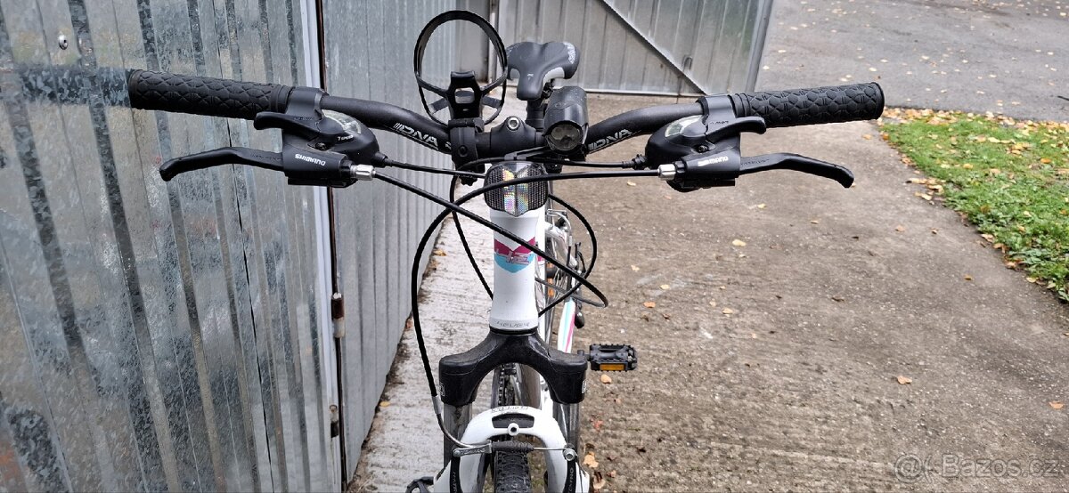 Dámské trekingové kolo 4ever Flame 16,5" - 3