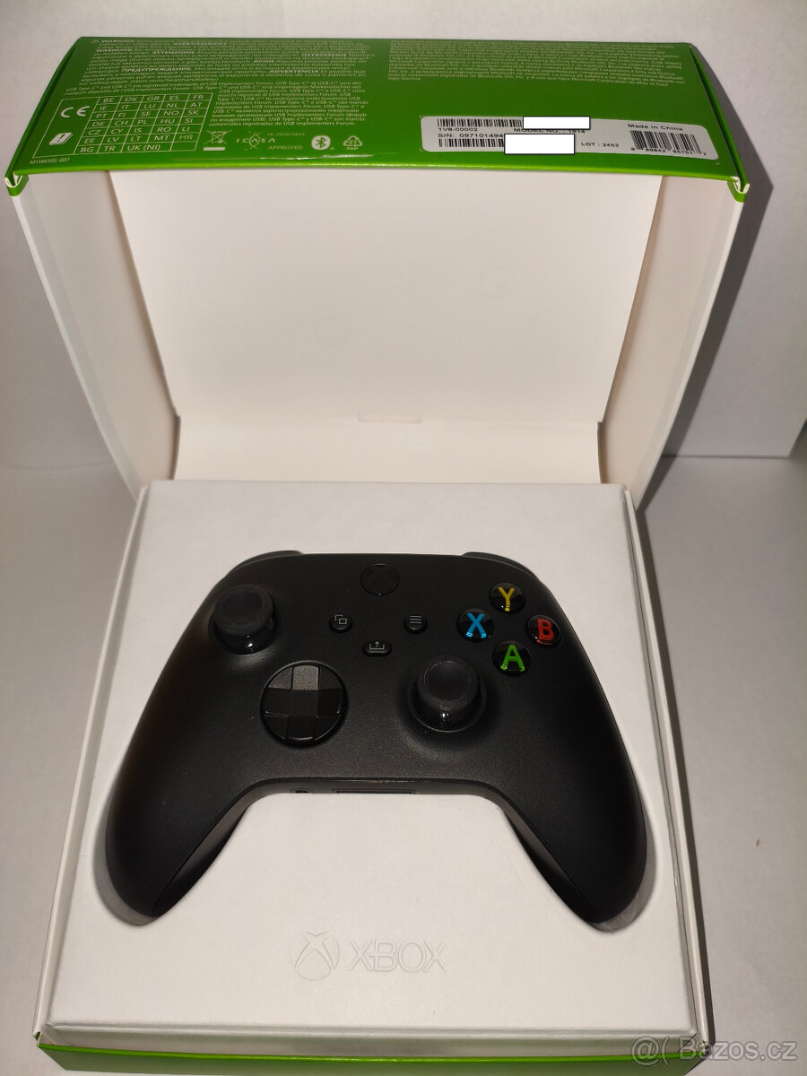 Prodám ovladač Xbox series včetně zaruky - 3
