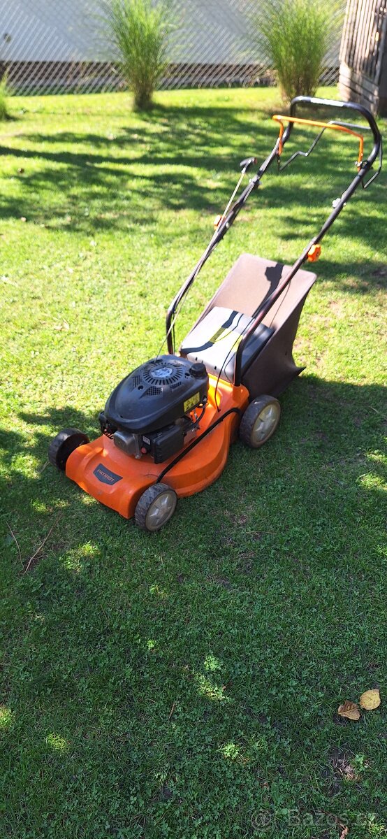 Benzinová sekačka - 3