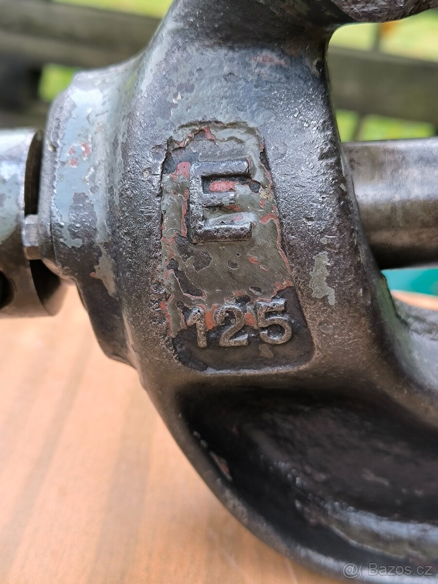 Dílenský svěrák - 3