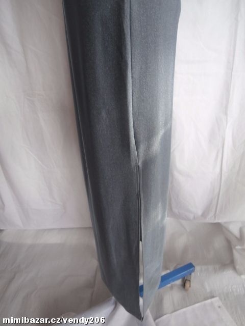 prodám nové dlouhé pružné šaty vel 38,kovově šedostříbrná, - 3