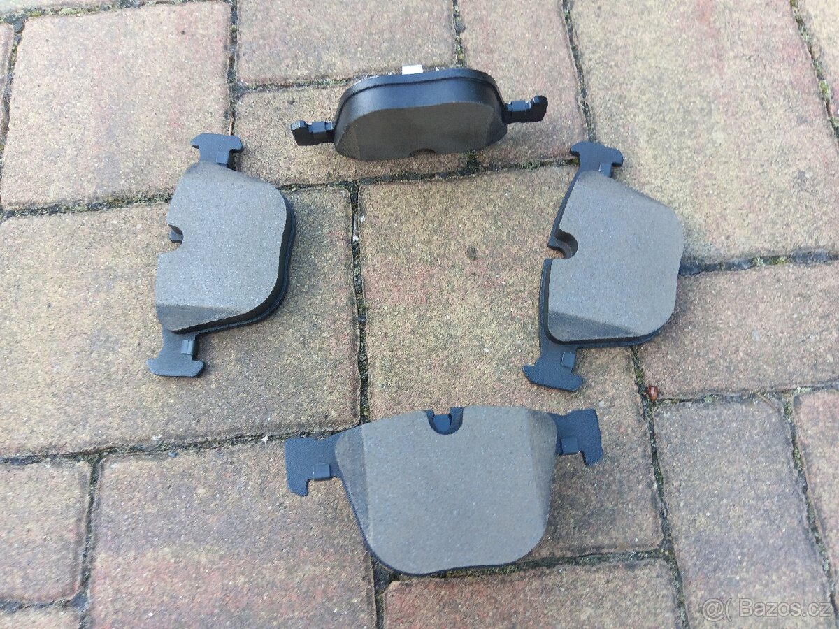BMW E60 E65 zadní brzdové destičky - 3