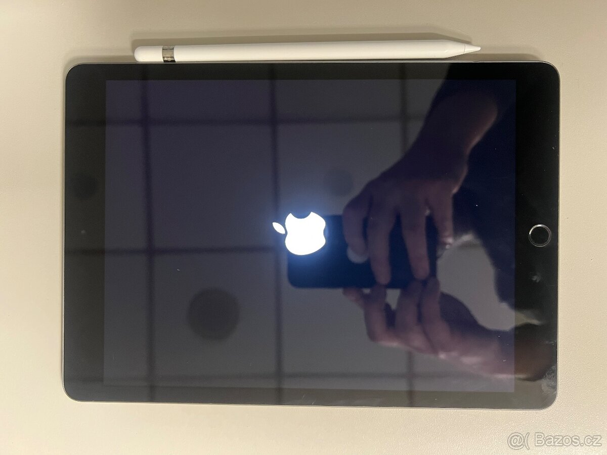 iPad 9th gen (2021) 64GB + apple pencil - 3