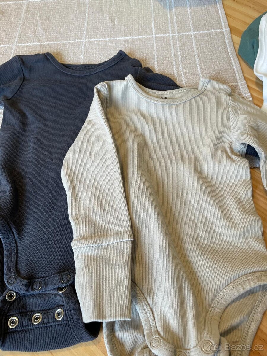 oblečení pro dvojčata vel. 68-74 - 3
