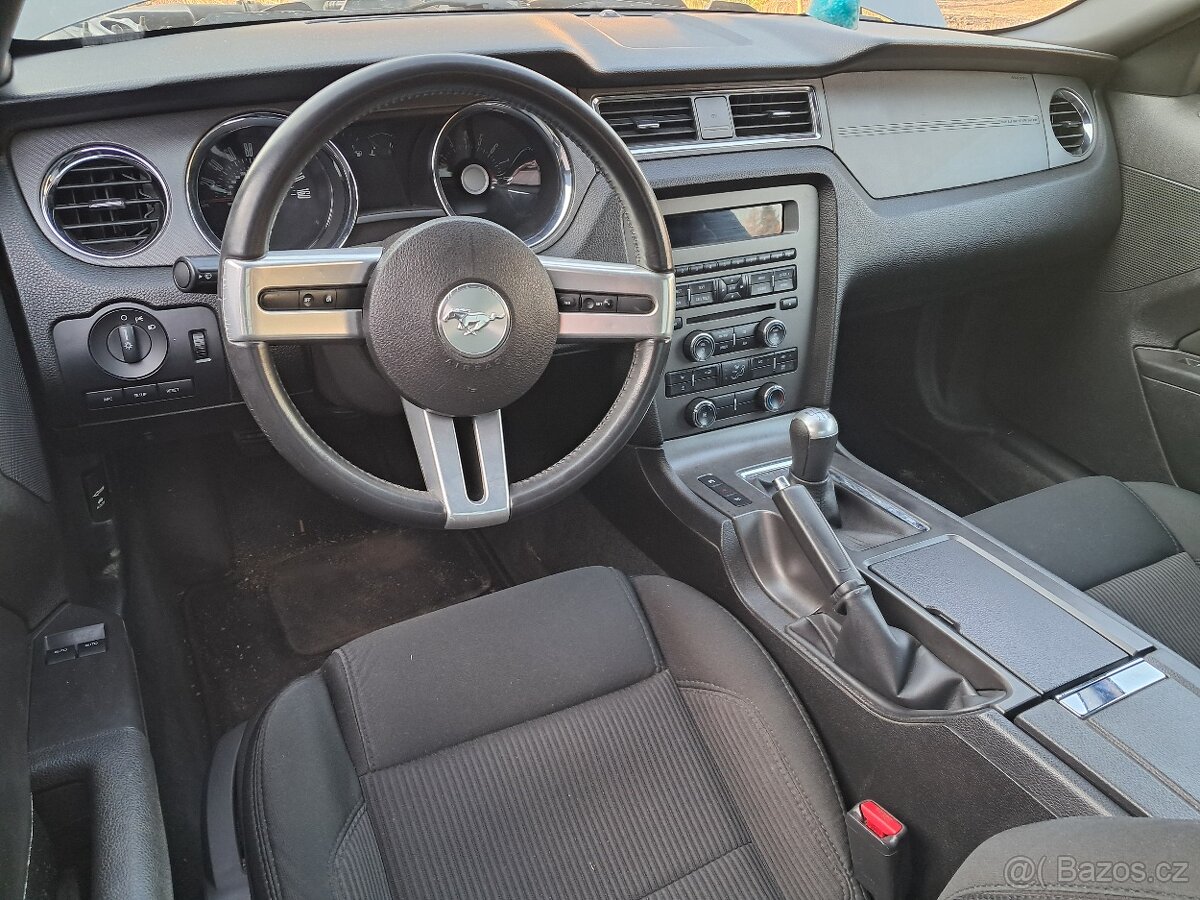 Ford mustang 3.7 - 3