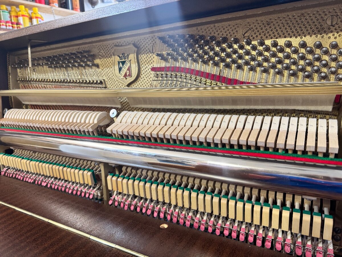 Petrof 115 / III prodáno - 3