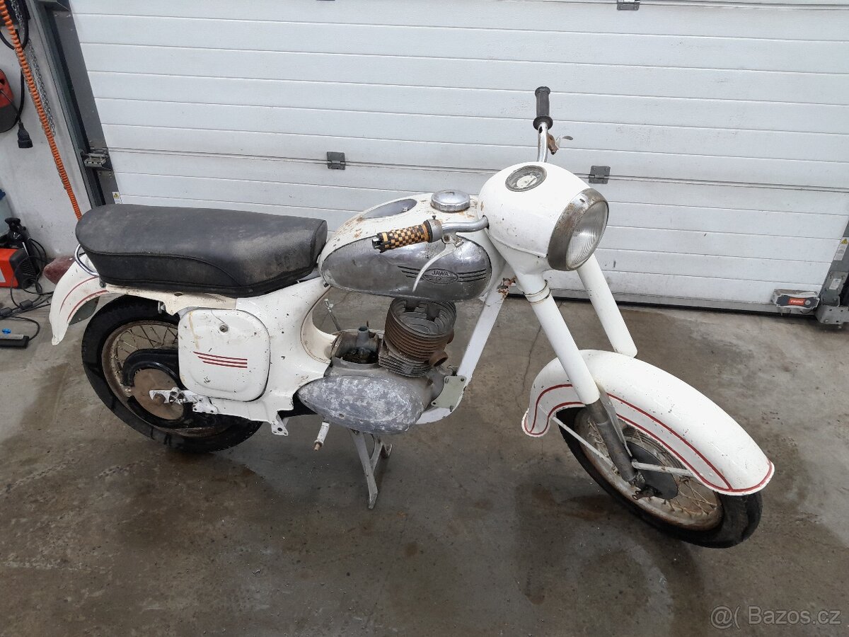 Jawa 250/353 - 3