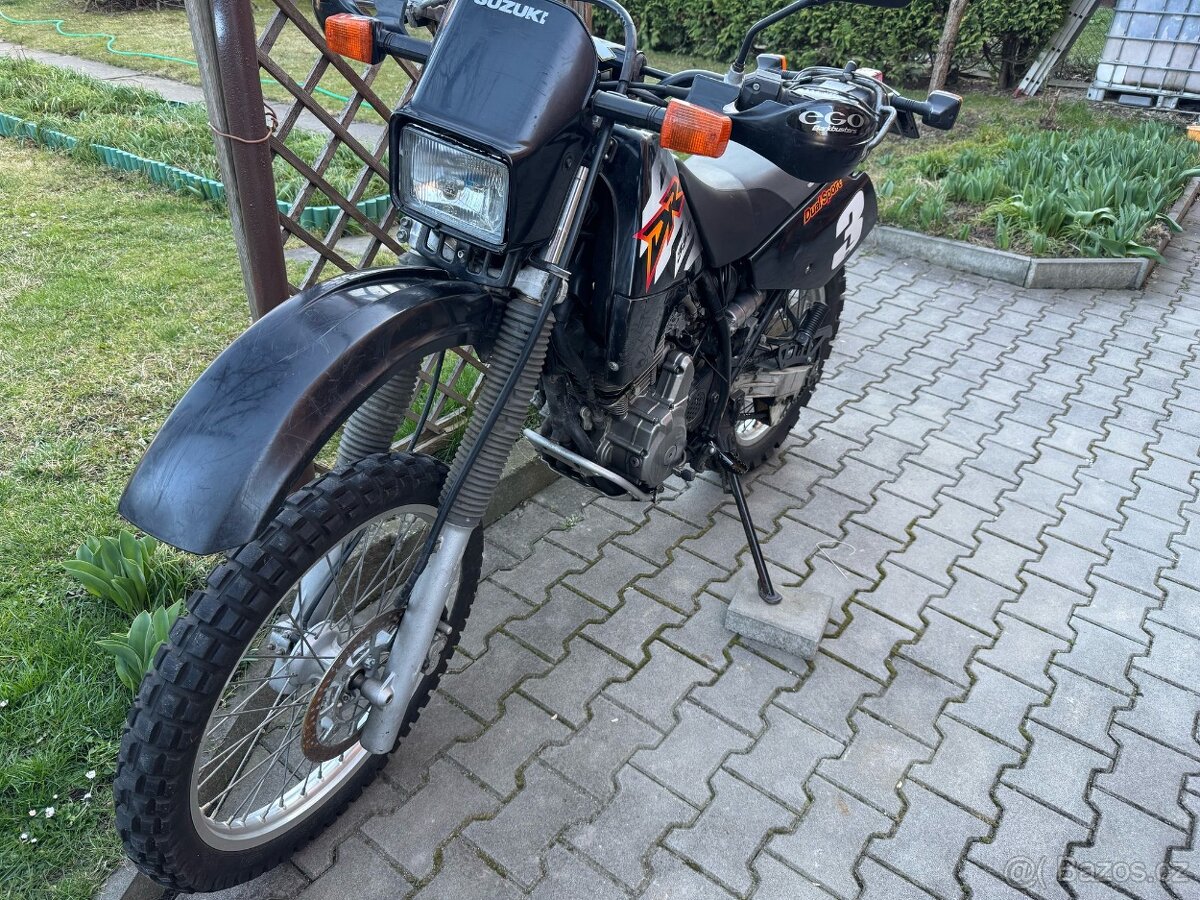 Suzuki DR350se
