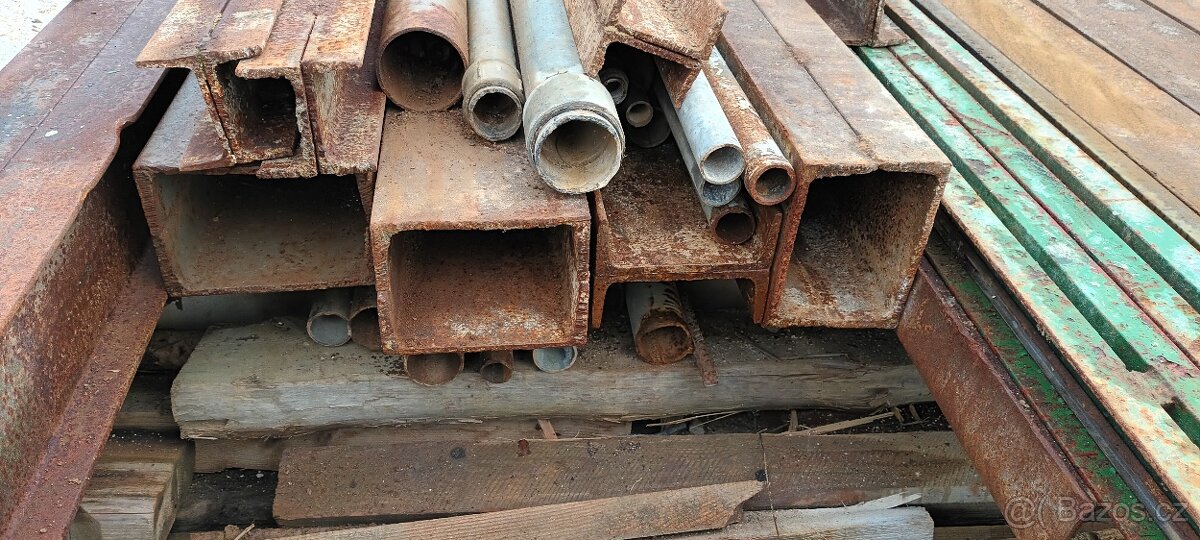 Ocelové U profily - 3