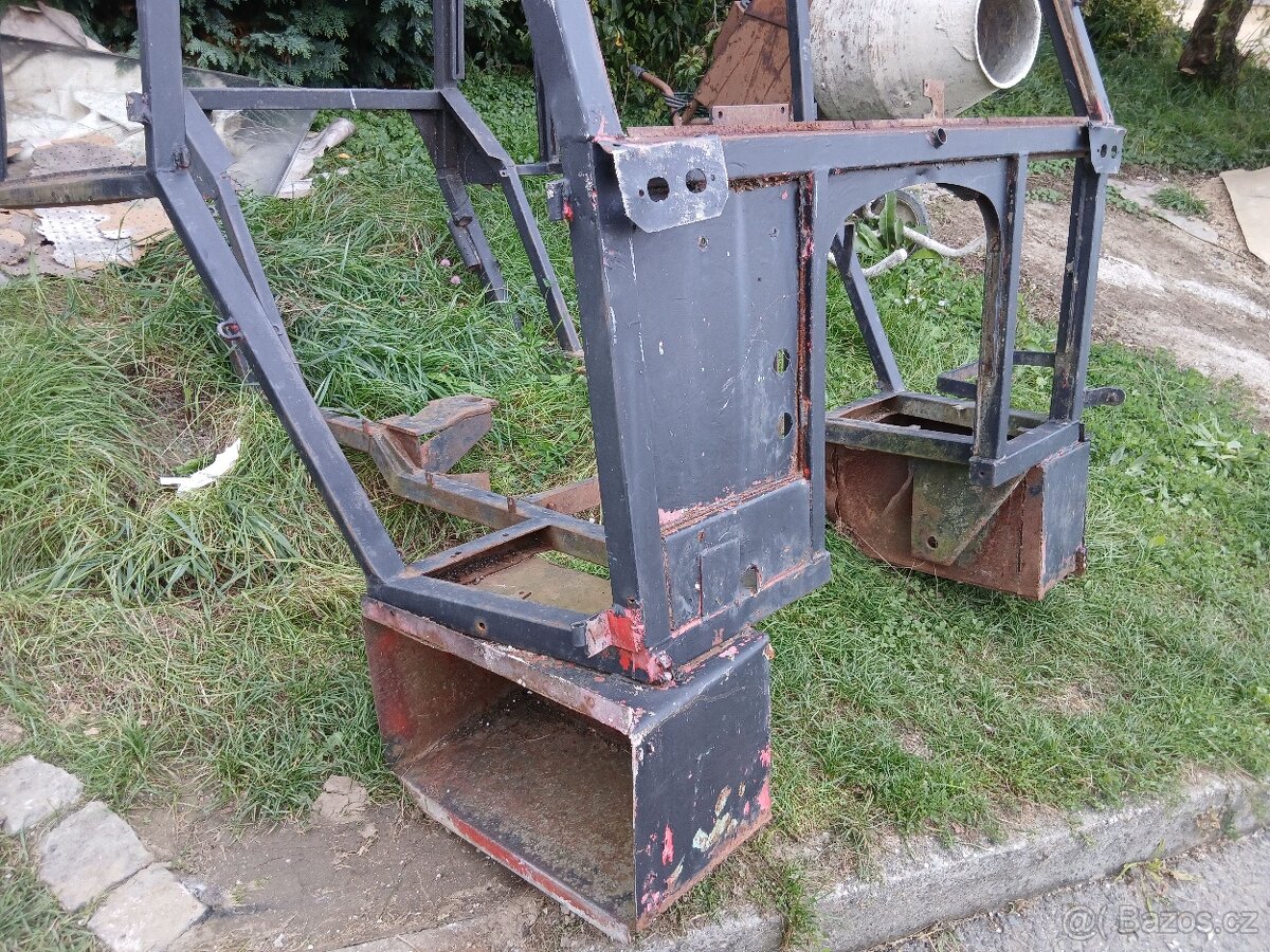 Rám kabiny Zetor (6911) - 3