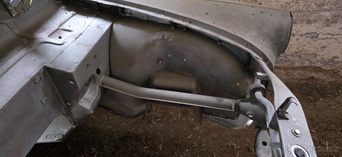 Škoda 450 felicia karoserie - 3