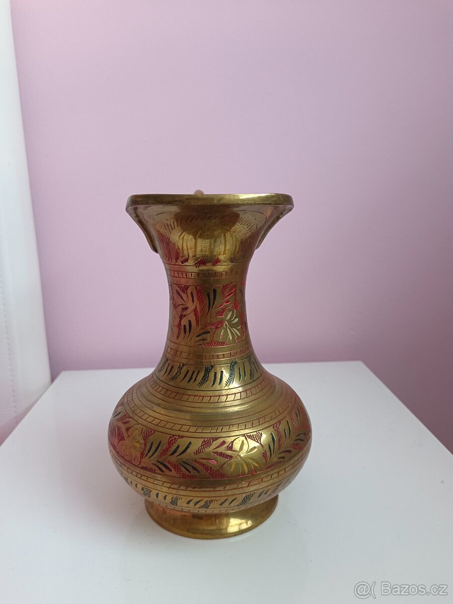 Mosazná váza - 3