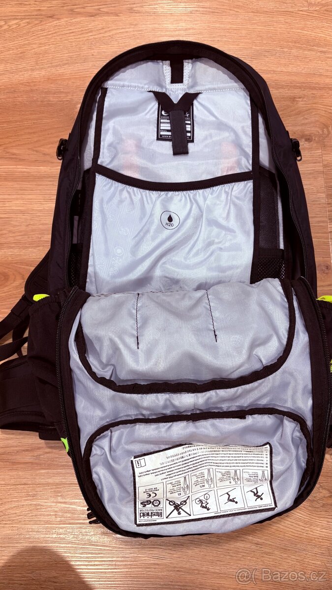 EVOC FR Enduro Blackline 16 - batoh s páteřákam - 3