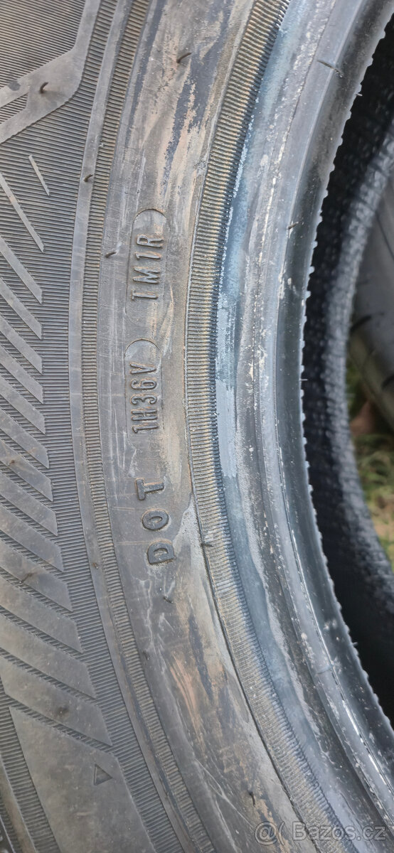 Goodyear 215/65 R16 98H - 3