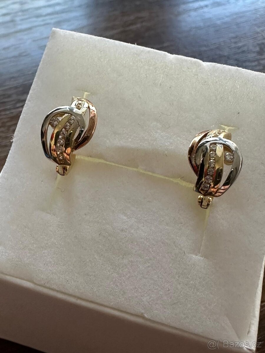 Zlaté náušnice, zdobené - 3
