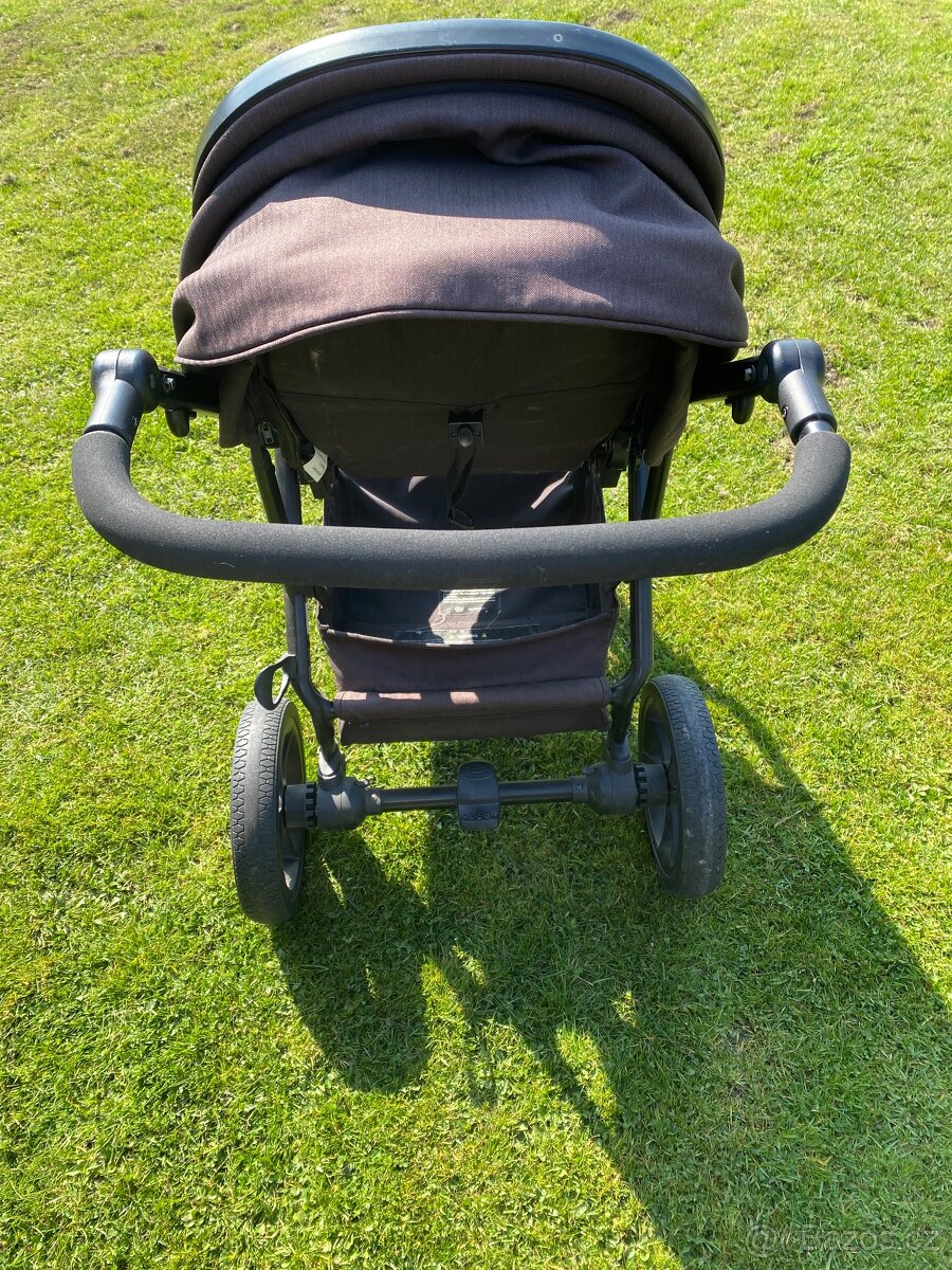 Kočárek Moon Nuova - 3