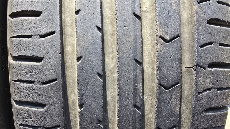 Letní pneu 205/60/16 Continental - 3