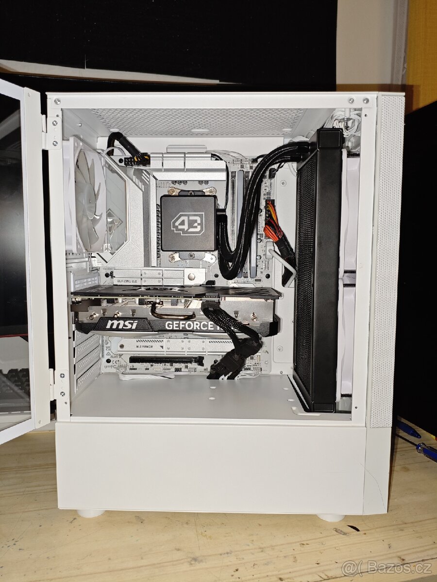 Výkonný herní počítač - 3