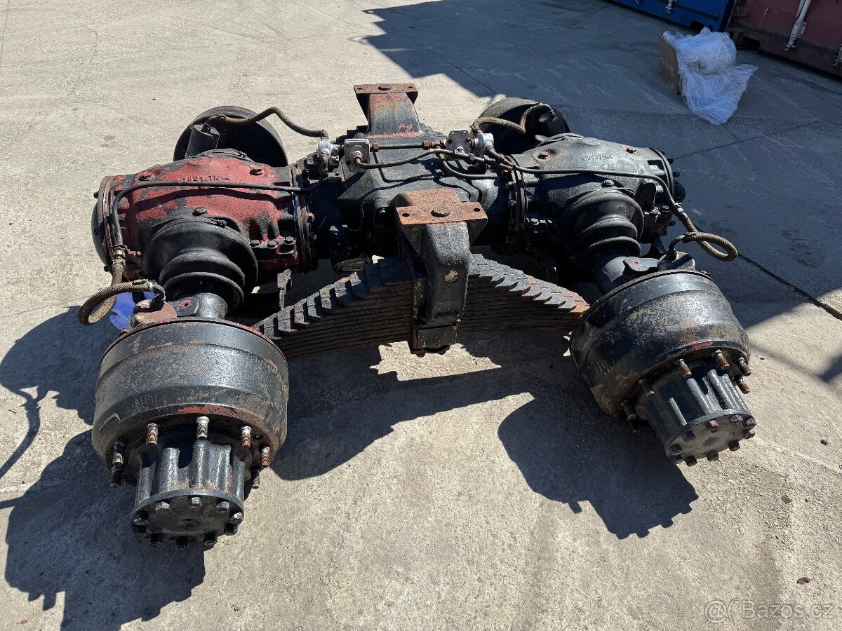 Dvojča Tatra 148 - 3