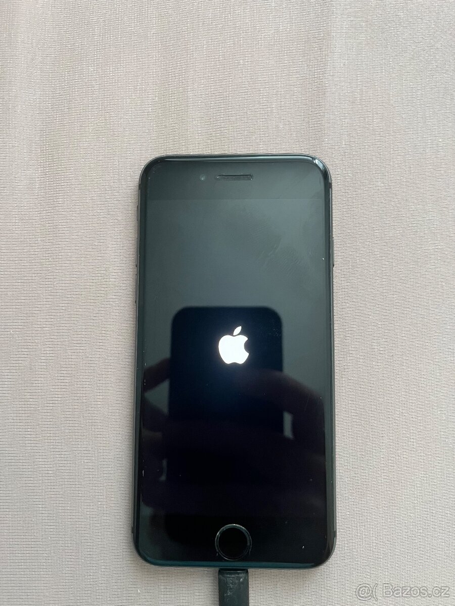 Apple iPhone 8 (64gb) - 3