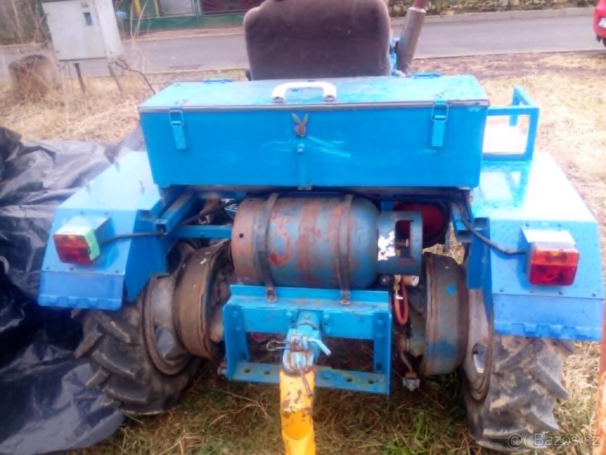 traktor - 3