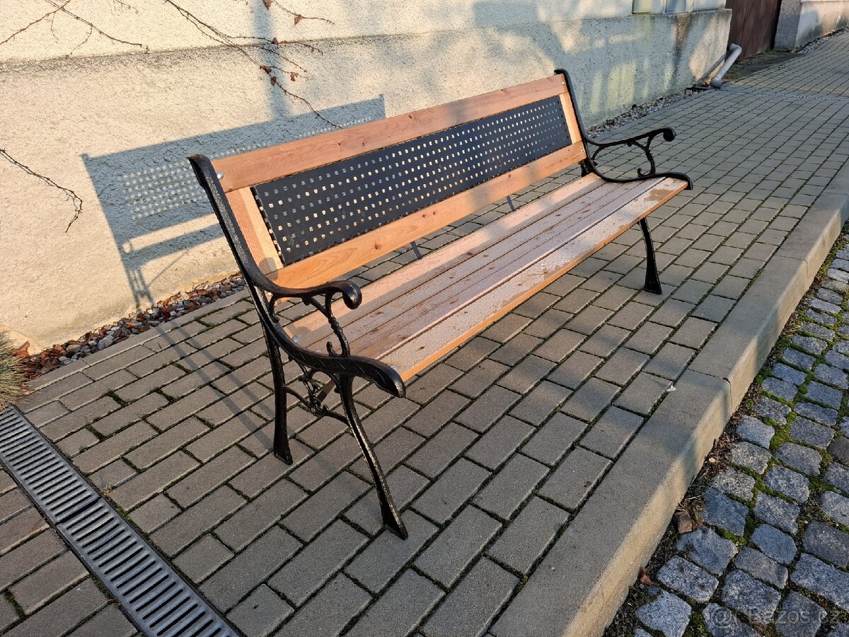Zahradní lavička - 3