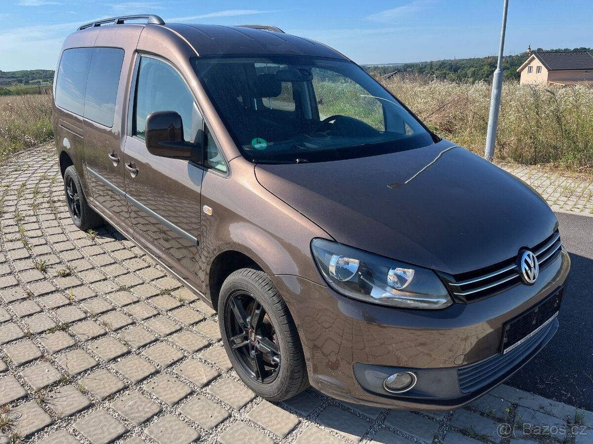 Volkswagen Caddy MAXI LiFE 1.6 TDI 7 míst - 3