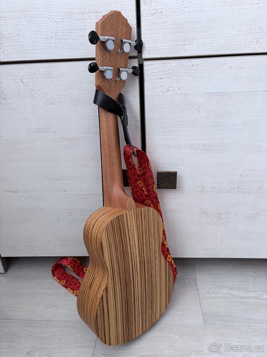 Sopránové ukulele Ortega RFU10Z - 3