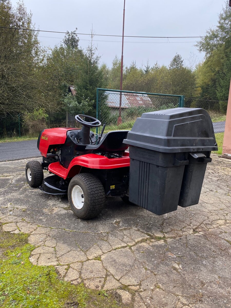 Zahradní traktůrek HURRICCANE - 3