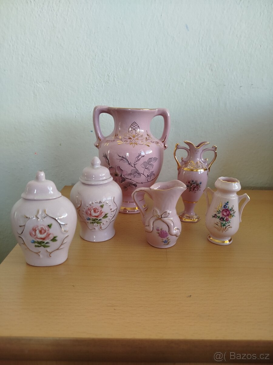 Různý porcelán keramika - 3