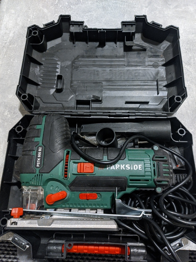 Přímočará pila PARKSIDE PSTK 800 B2 v kufru - 3