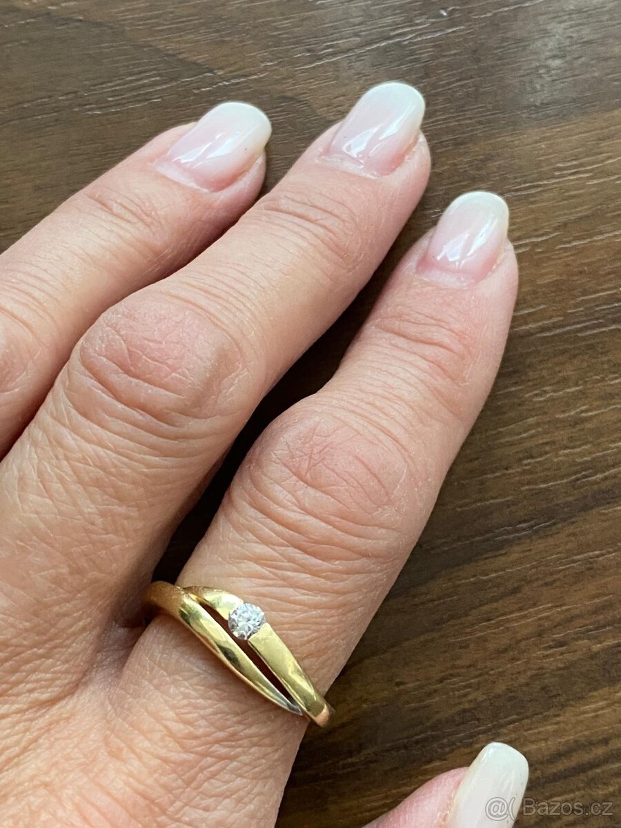 Zlatý dámský prsten - 3