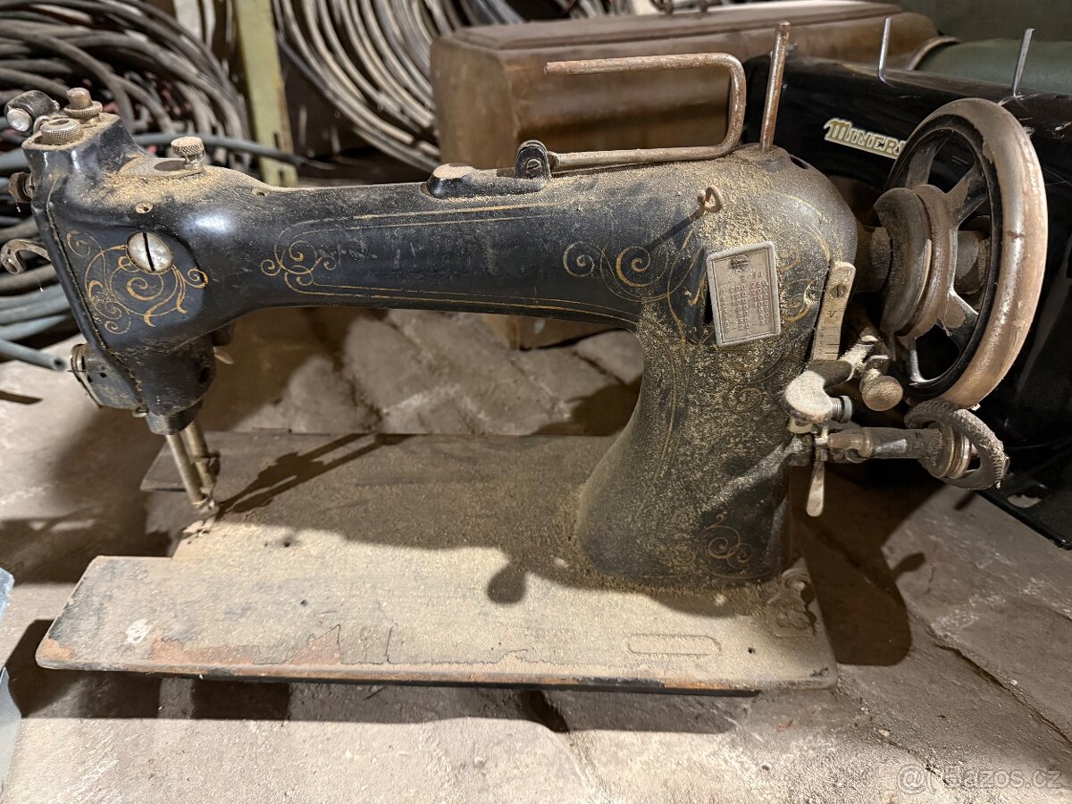 Šicí stroje - 3
