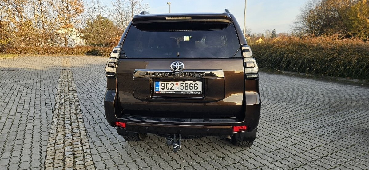 TOYOTA LANDCRUISER() 2.8 D-4D 150 kW Executive AT 5dv. - 3