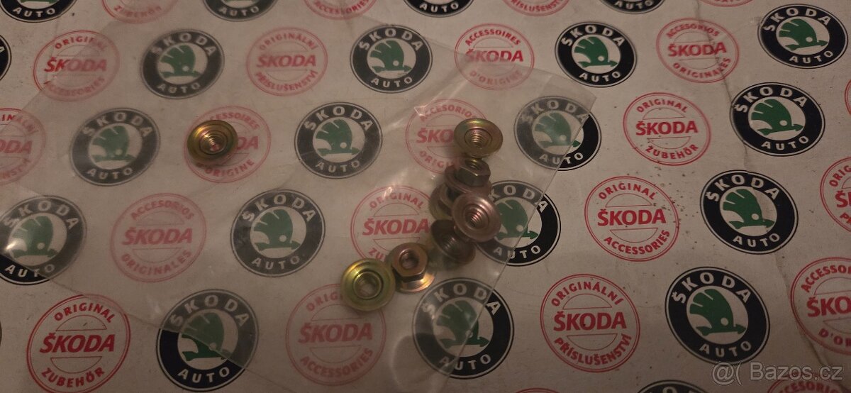 Škoda Felicia - Nové org. zadní reproduktory - 3