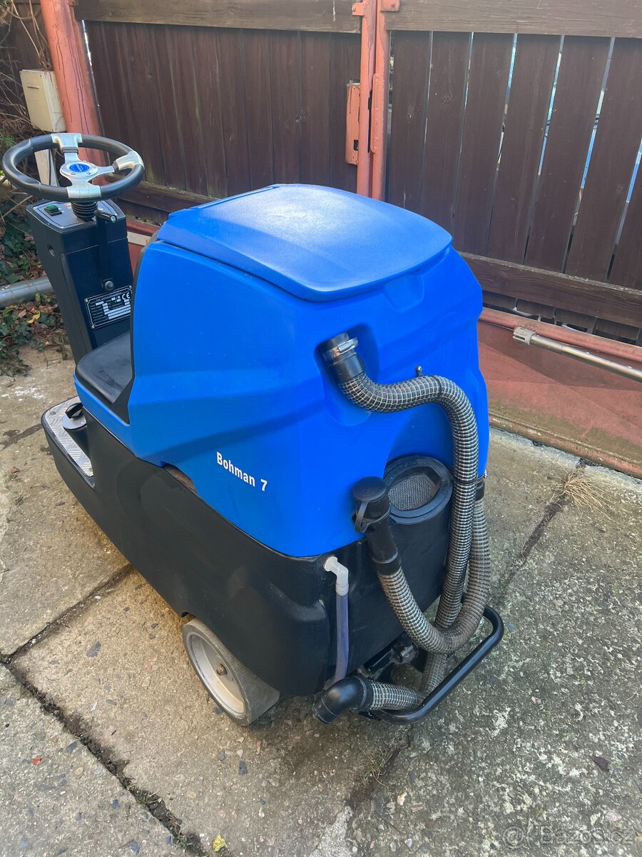 Podlahový mycí stroj Bohman 7 BR 56 sedící - 3