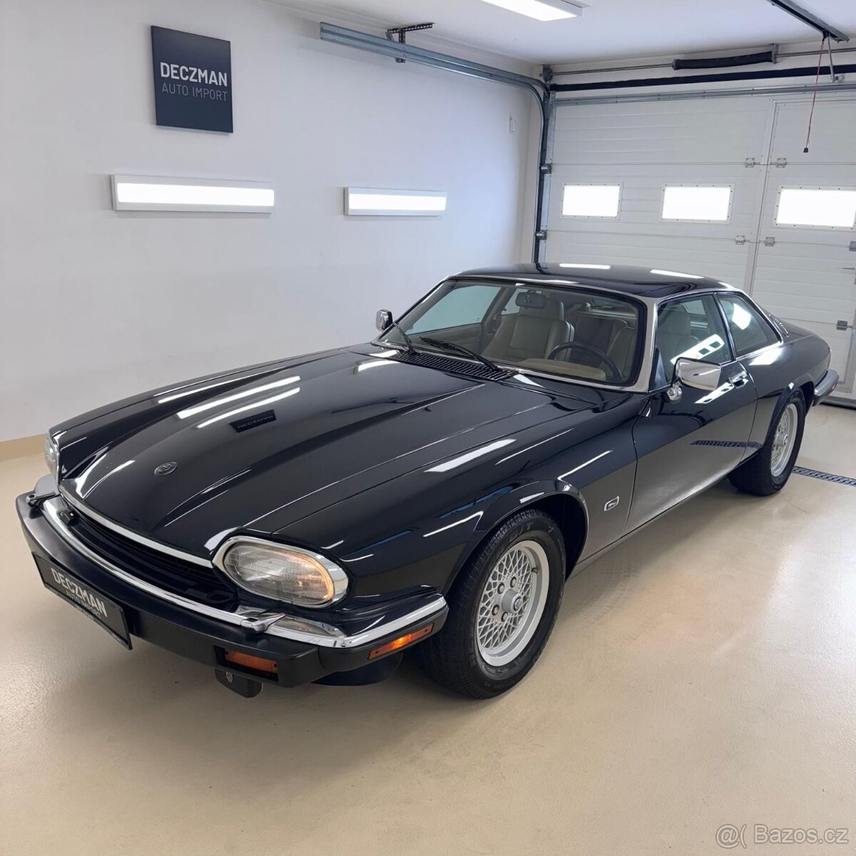 Jaguár XJS V12 pouze 59000 km najeto sběratelský výstavníkus - 3